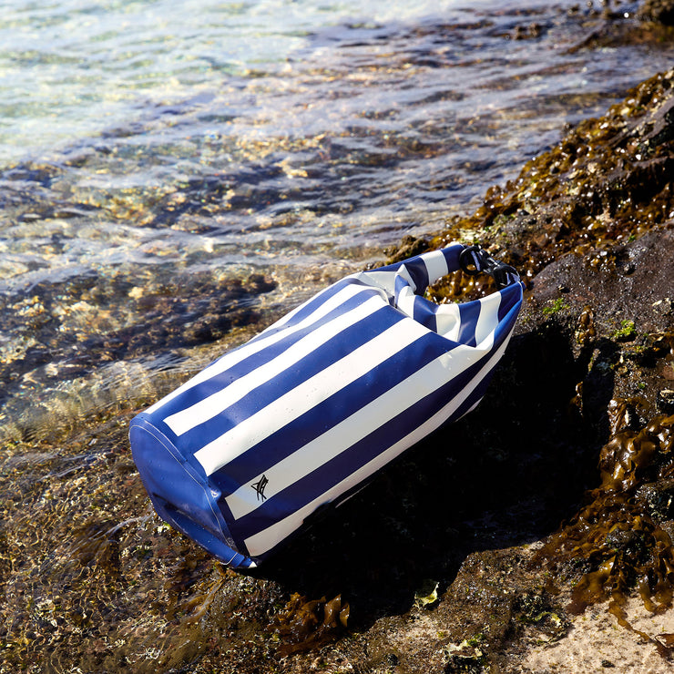 Medium Waterproof Dry Bag, 20L capacity - Whitsunday Blue