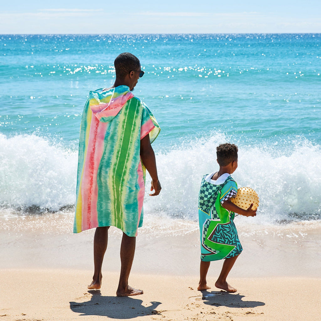 dock and bay poncho adults