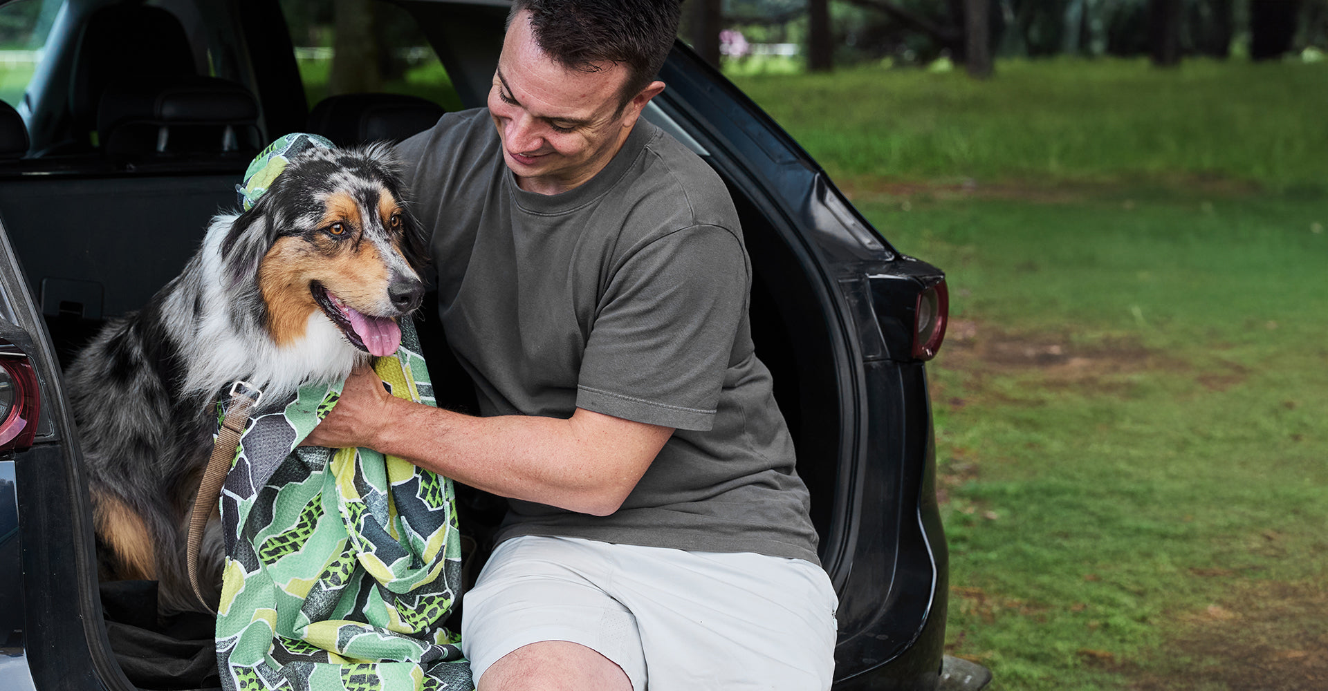 Serviette pour chien Dock & Bay - Promenades sous couverture
